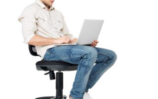 Sitting Bad Posture lead to back pain